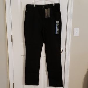 NwT Lee Women's Black Jeans 16t Relaxed Straight